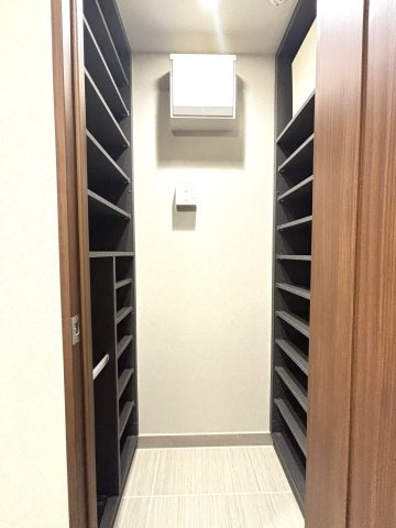 シューズクローゼット