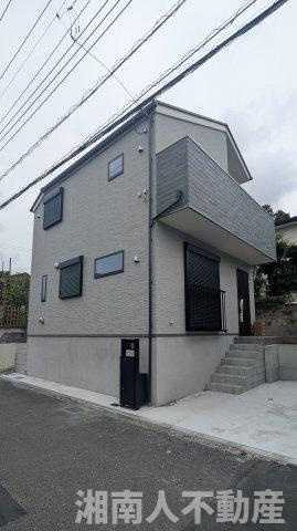 藤沢市片瀬２丁目１３－１７新築戸建ての外観|物件の外観です