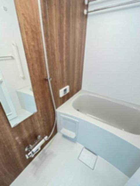 ドゥーエ菊川の浴室