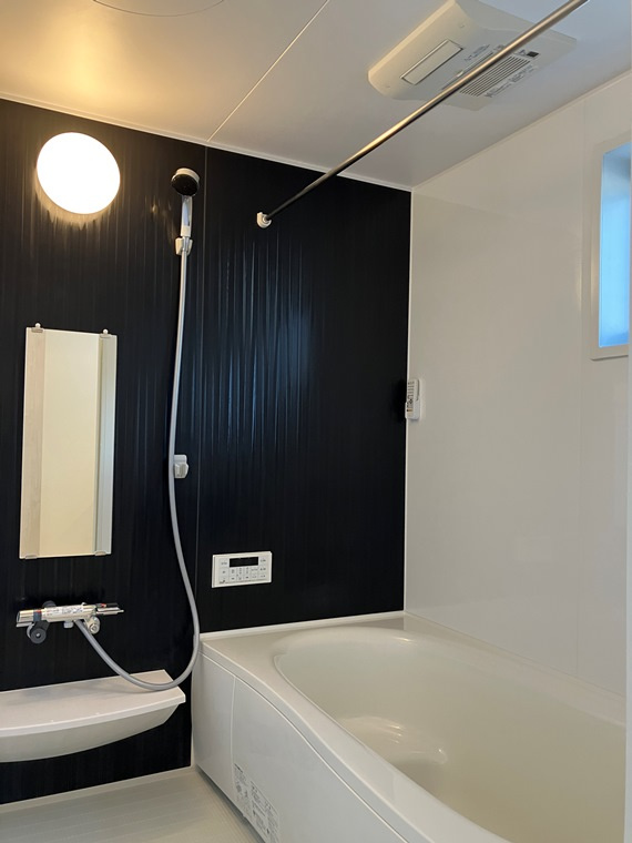 久木戸建の浴室