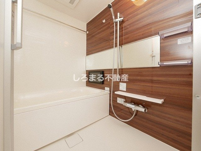 プレジオ難波ASIANの浴室