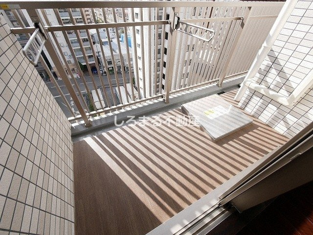 プレジオ難波ASIANのバルコニー