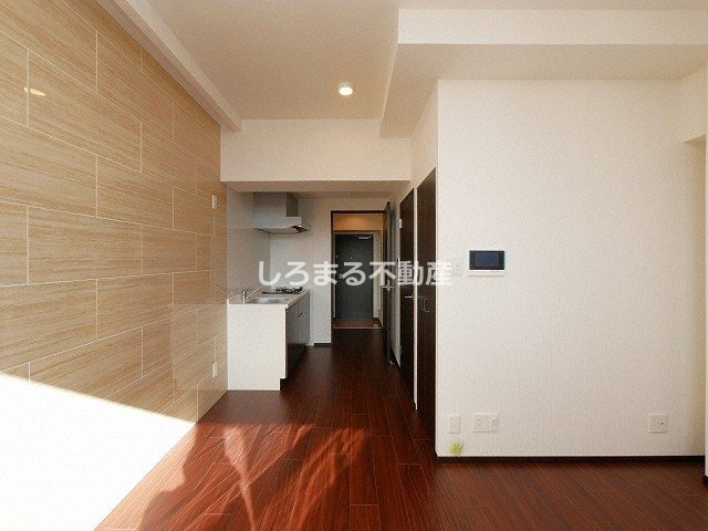 プレジオ難波ASIANの居間・リビング