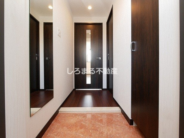 プレジオ難波ASIANの玄関