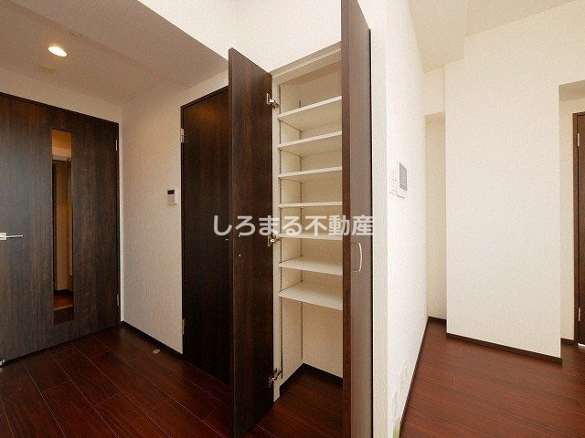 プレジオ難波ASIANの収納