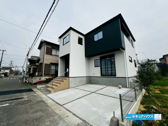 【完成♪今からご案内可能】東海市富木島町伏見3丁目　全1棟の外観|【外観】
事前予約にて現地ご見学いただけます！
■株式会社　セキュアハウス■
住宅ローンに強く、知識、経験豊富なスタッフ在籍
お客様に寄り添い、ご成約後もサポート致します。