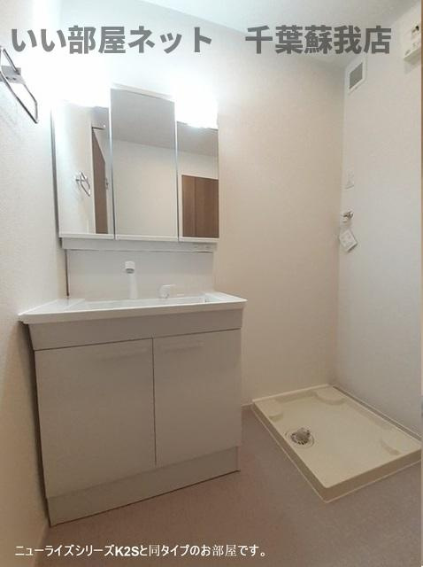 グリシーヌの洗面所|スペースが確保できる洗面所です