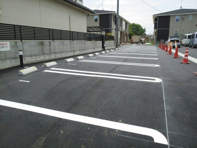【駐車場】 | コルテーゼ　Ⅱ | 駐車場に車を止められます