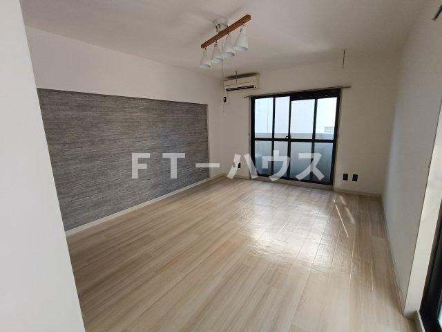 ヒルトップ北原Ⅱの居間・リビング