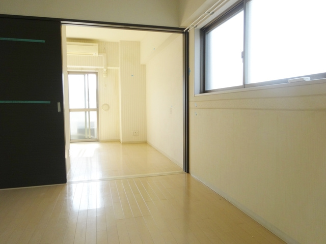 ＣＯＺＹＣＯＵＲＴの洋室|約5帖のダイニングキッチンスペースです★