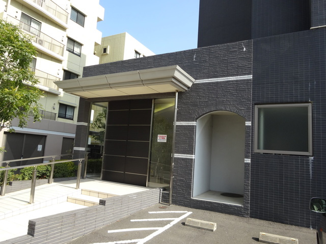 ＣＯＺＹＣＯＵＲＴのエントランス|入口はこんな感じです★