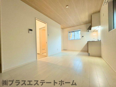 【居間・リビング】 | プリッ2御崎