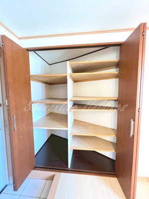 【収納】 | エレーナ | キッチンに棚ございます♪