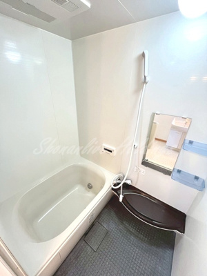 【浴室】 | エレーナ | 浴室乾燥機付き♪