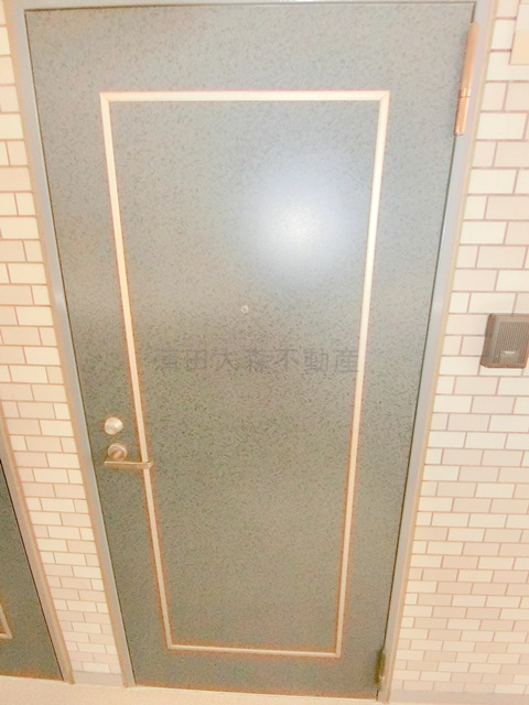 ライオンズマンション大森北の玄関