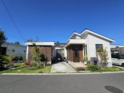 【外観】 | 土気「平屋」中古戸建て | 間口が広い素敵な外観です。