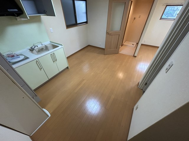 サーミットシティ7の居間・リビング