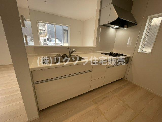 南野6丁目　未入居一戸建てのキッチン|カウンターキッチン
■物件内覧・資金計画相談・住宅ローン相談、リフォーム相談、お問合せ受付中■
※当日・翌日のご内覧、ご相談はお電話でのお問合せがスムーズです！