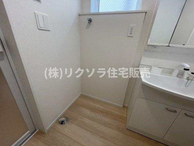 南野6丁目　未入居一戸建てのランドリースペース|ドラム式も設置可能
■物件内覧・資金計画相談・住宅ローン相談、リフォーム相談、お問合せ受付中■
※当日・翌日のご内覧、ご相談はお電話でのお問合せがスムーズです！