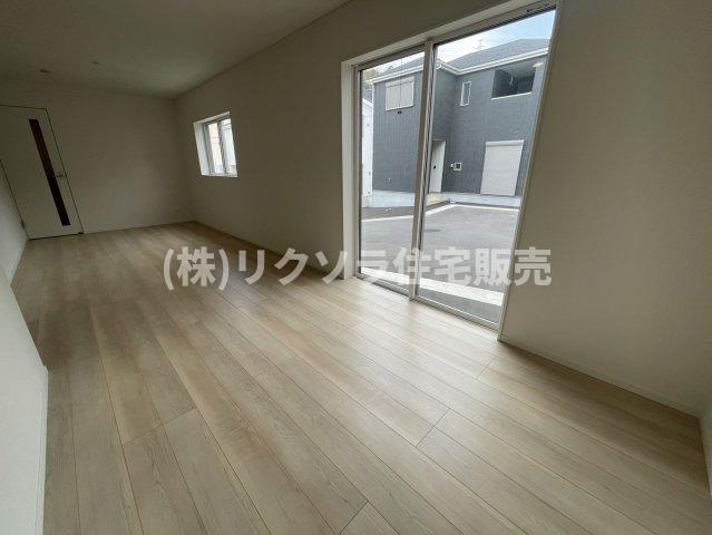 南野6丁目　未入居一戸建てのダイニング|LDK17.25帖
■物件内覧・資金計画相談・住宅ローン相談、リフォーム相談、お問合せ受付中■
※当日・翌日のご内覧、ご相談はお電話でのお問合せがスムーズです！