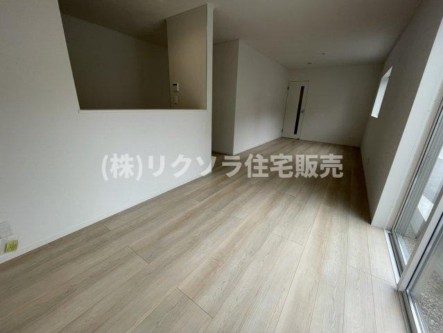 南野6丁目　未入居一戸建てのキッチン|LDK17.25帖
■物件内覧・資金計画相談・住宅ローン相談、リフォーム相談、お問合せ受付中■
※当日・翌日のご内覧、ご相談はお電話でのお問合せがスムーズです！