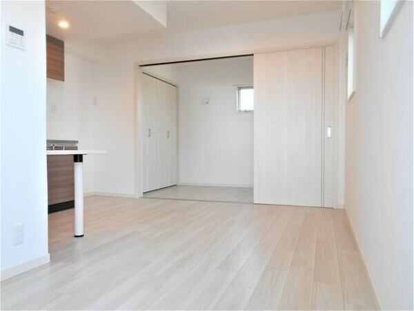 Caldo道徳公園　aの居間・リビング