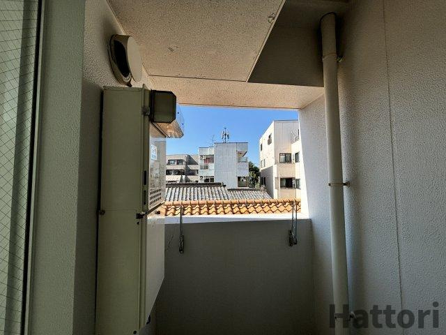 ラークスパ岡町のバルコニー