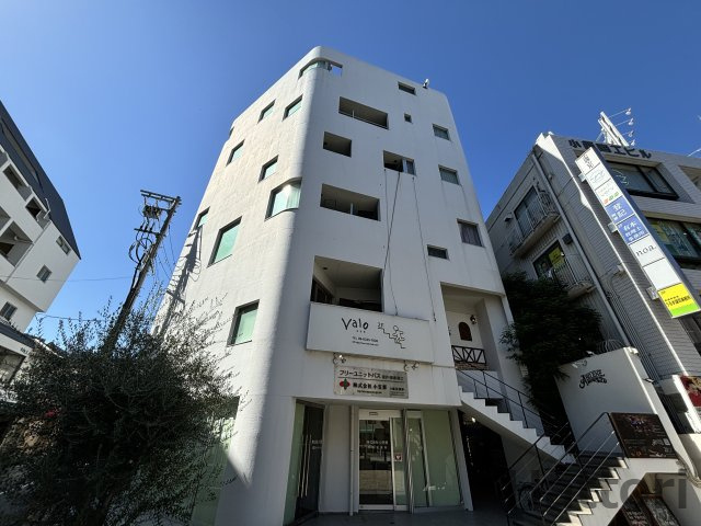 ラークスパ岡町