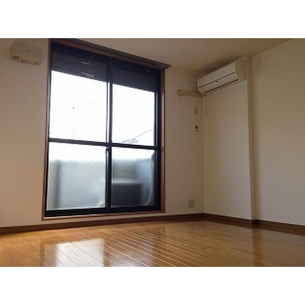 ジュネスブライトンＡの居間・リビング