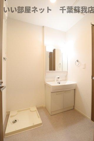 グリシーヌの洗面所|朝の準備に活躍する、洗髪洗面化粧台！