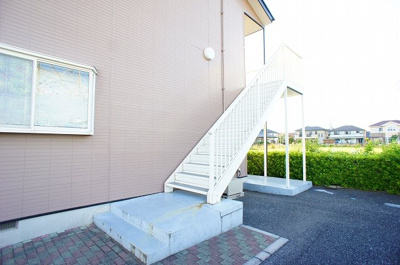 【エントランス】 | ニュ－シティ－モチダ