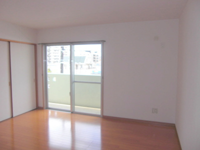 【洋室】 | パークサイド美清（ちゅら） | ※退去前の為、写真と現状が異なる場合がございます