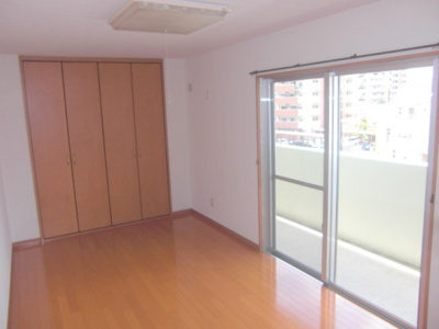 【洋室】 | パークサイド美清（ちゅら） | ※退去前の為、写真と現状が異なる場合がございます