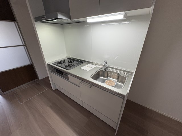 LAUREUS　KUGA（ローレウス陸）の駐車場