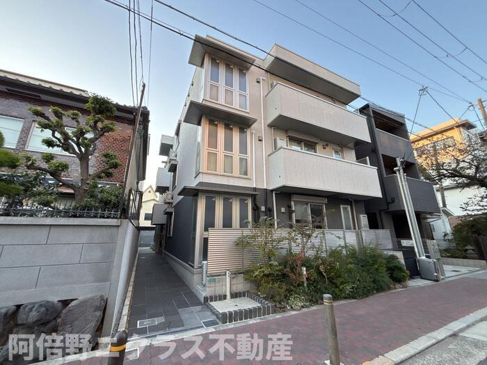 クラシスト東中本