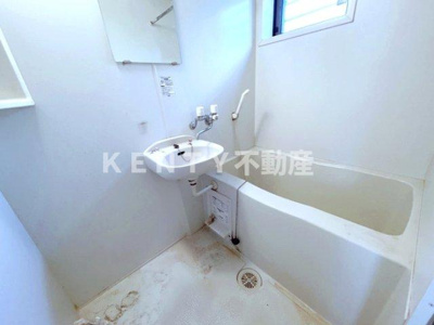 【浴室】 | サンハウス中央 | コンパクトで使いやすいお風呂です