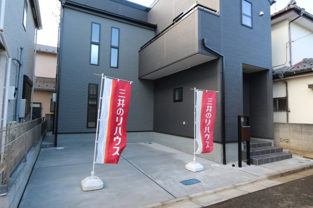 【外観】 | 【Livele Garden.S】 東大和新堀第２ | 運転が苦手な奥さまでもラクラク駐車ができる並列駐車！前面道路は見通しが良く車通りも少ない住環境