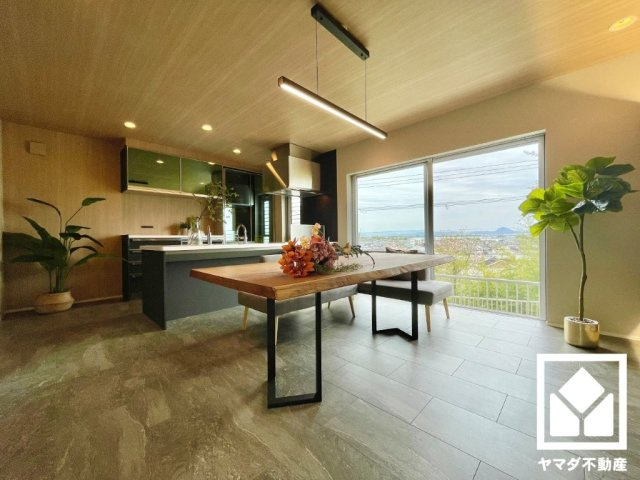 大津市衣川１丁目の居間・リビング