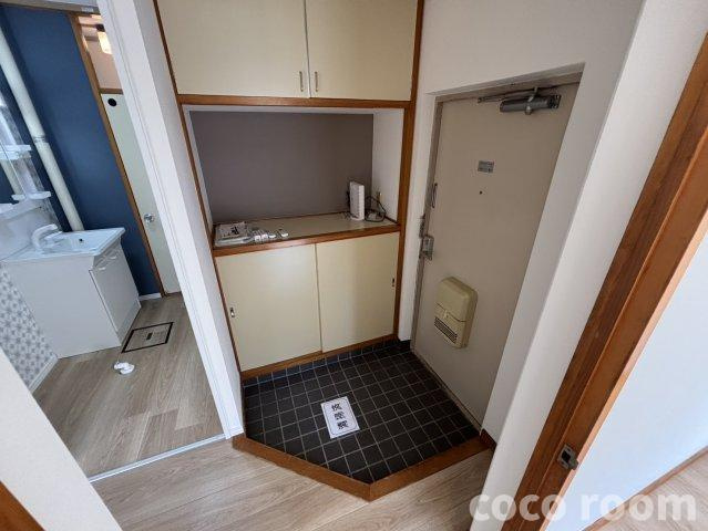 リ・グランドールの玄関