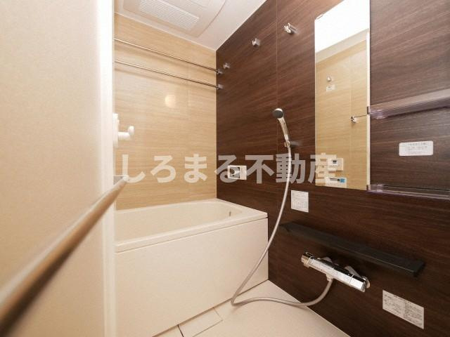 アーバネックス梅田中崎町の浴室