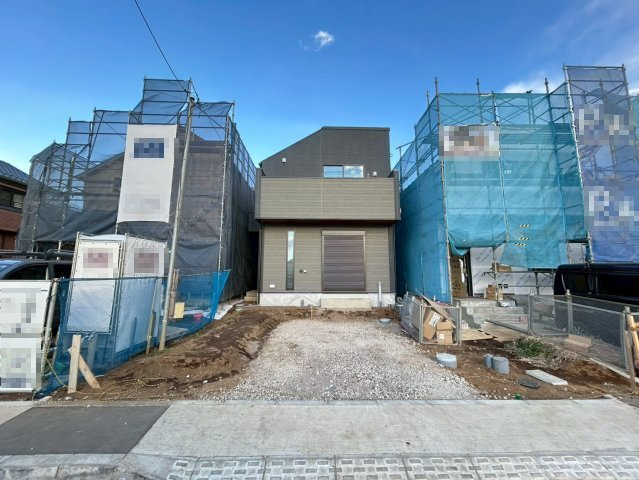 三鷹市北野2丁目　新築戸建　残2棟の外観|現地写真

現地ご見学希望・資料請求などお気軽にお問い合わせ下さい！
03-5990-5201