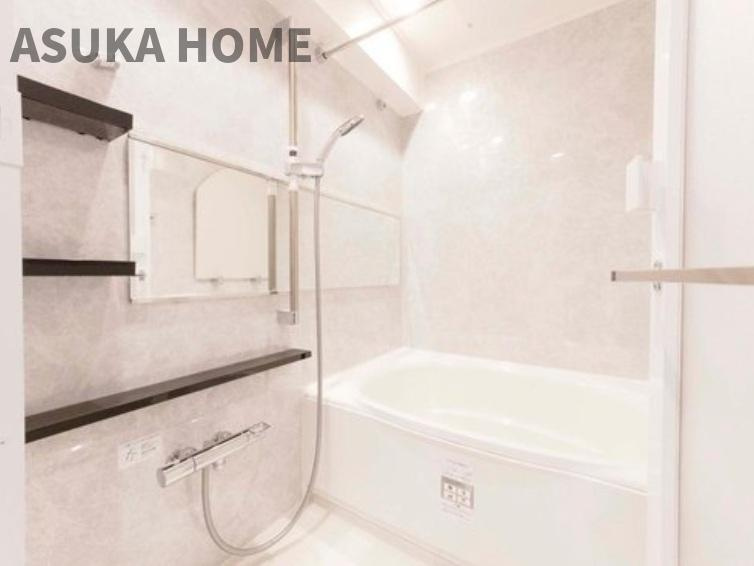 ワコーレロイヤルヒルズ横浜蒔田の浴室|毎日の疲れを癒すバスタイムを実現♪浴室換気乾燥暖房機付きで浴室内干しも可能！