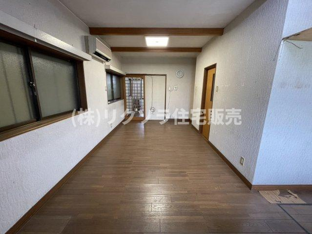 南水苑町　中古一戸建てのダイニング|LDK11.25帖
■物件内覧・資金計画相談・住宅ローン相談、リフォーム相談、お問合せ受付中■
※当日・翌日のご内覧、ご相談はお電話でのお問合せがスムーズです！