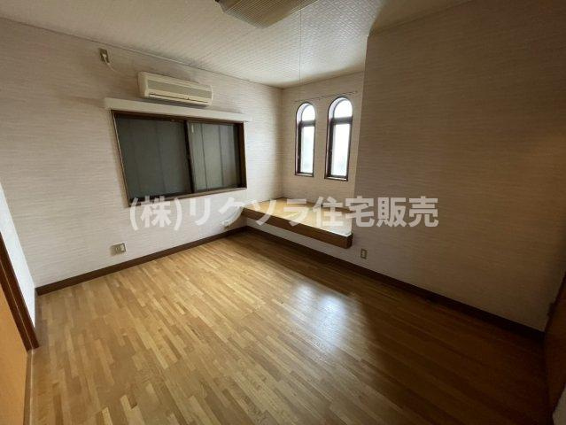 南水苑町　中古一戸建ての子供部屋|洋室6.0帖　畳スペース有
■物件内覧・資金計画相談・住宅ローン相談、リフォーム相談、お問合せ受付中■
※当日・翌日のご内覧、ご相談はお電話でのお問合せがスムーズです！