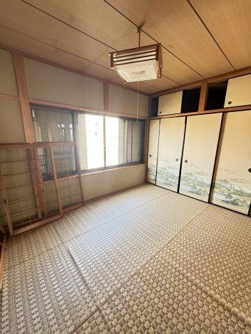 南水苑町　中古一戸建ての子供部屋|和室6.0帖
■物件内覧・資金計画相談・住宅ローン相談、リフォーム相談、お問合せ受付中■
※当日・翌日のご内覧、ご相談はお電話でのお問合せがスムーズです！