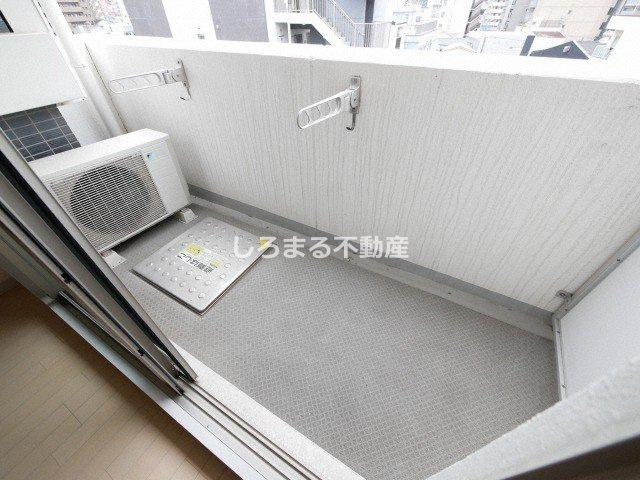 ロイヤルレジデンス北梅田のバルコニー