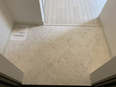 【玄関】 | セレニティ桜之町東A棟