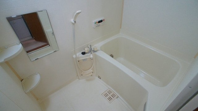 【浴室】 | プラームヒルＢ | 日々の疲れを癒すお風呂付です