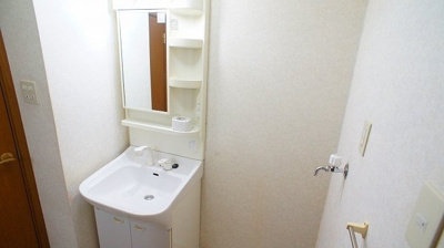 【洗面所】 | プラームヒルＢ | 使いやすい洗面所です