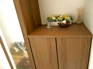 【玄関】 | アルファグランデ行徳弐番街 | リフォーム済みの下足入れです